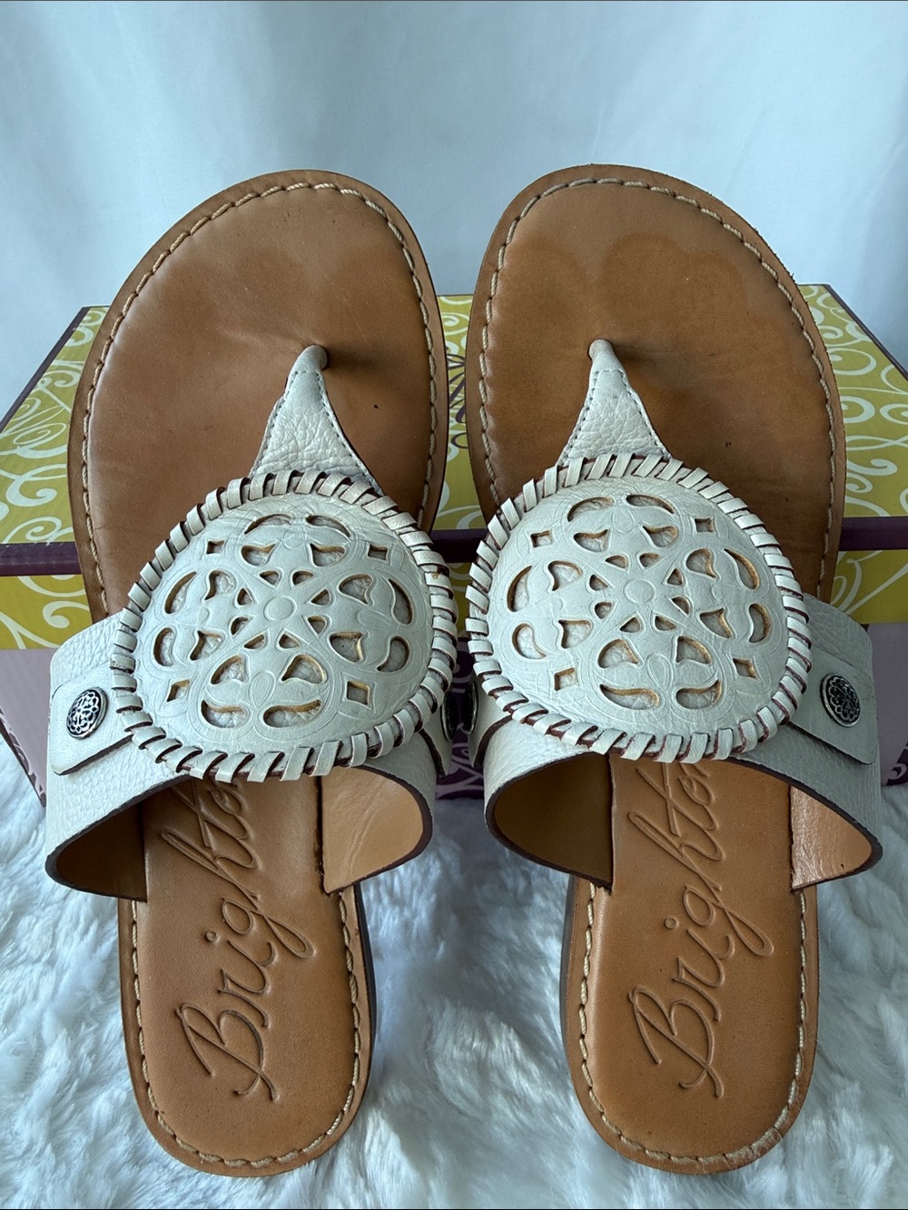 Brighton Alexa White (Tan/Cream) Sandals - Picture 3 of 9